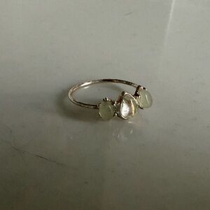 Silver Ring with light green Gemstones